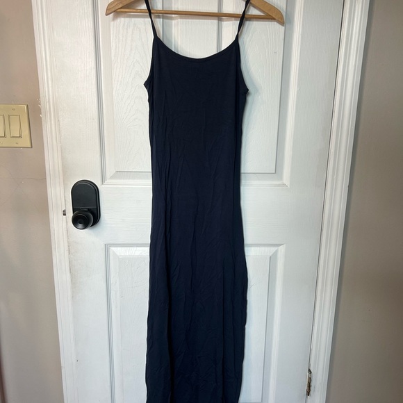 Brandy Melville Navy Maxi Dress – One Size!!! Inspired by SKIMS! - Picture 6 of 6